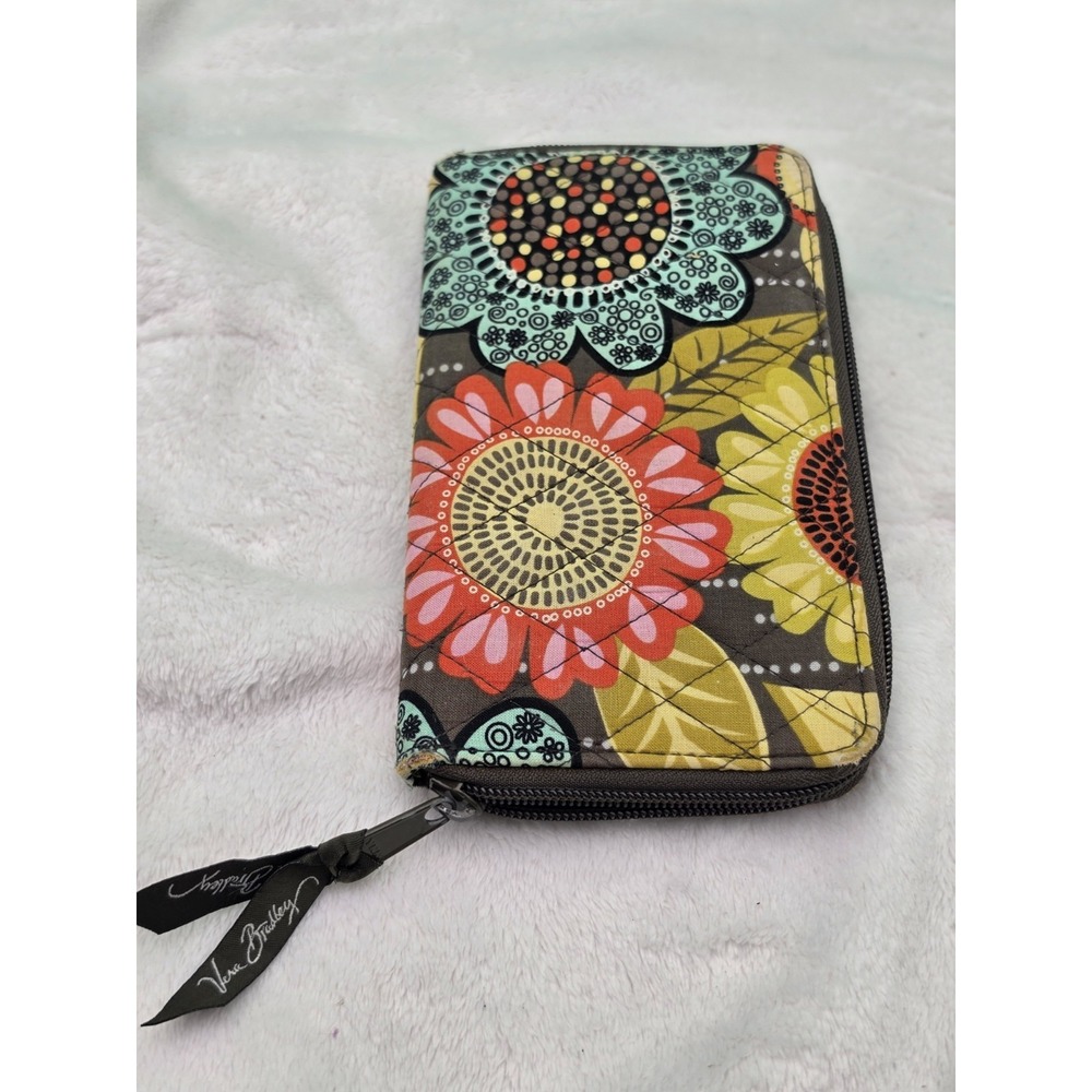 Vera Bradley Flower Shower Wallet Zip Around Multicolor Floral Quilted Used